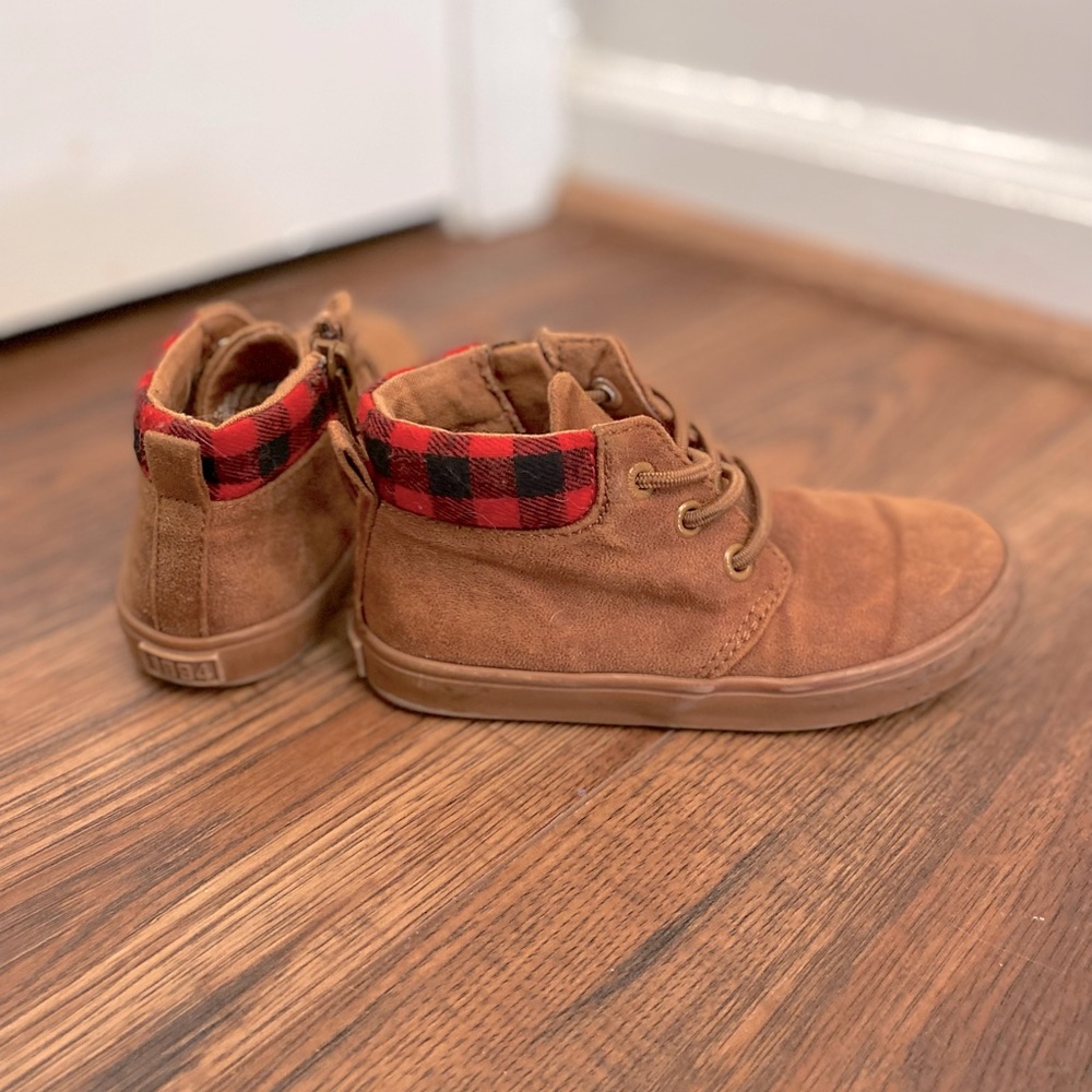 Buffalo Check Toddler Boots 🦬